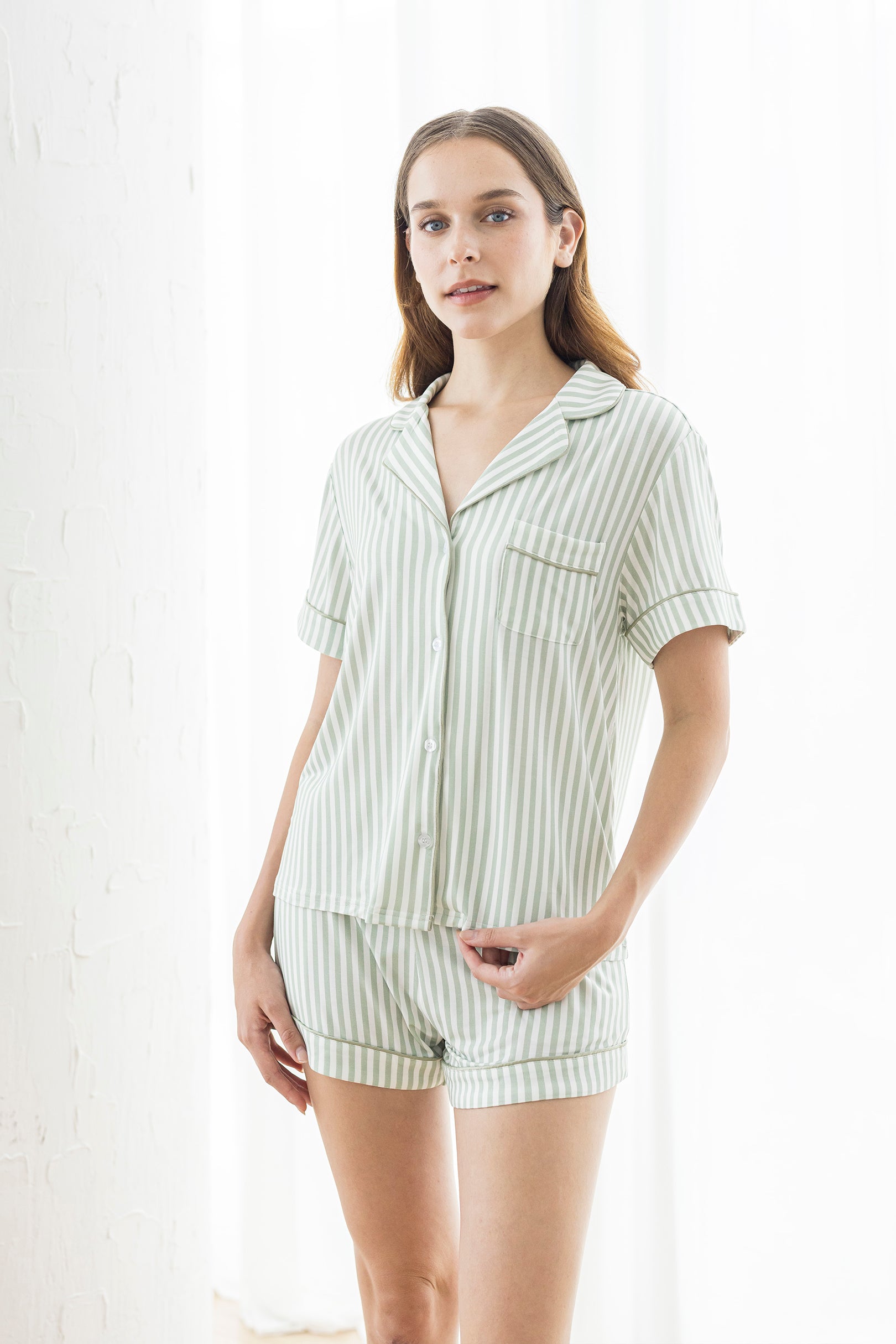 Signature Pyjamas Shirt in Green Stripes